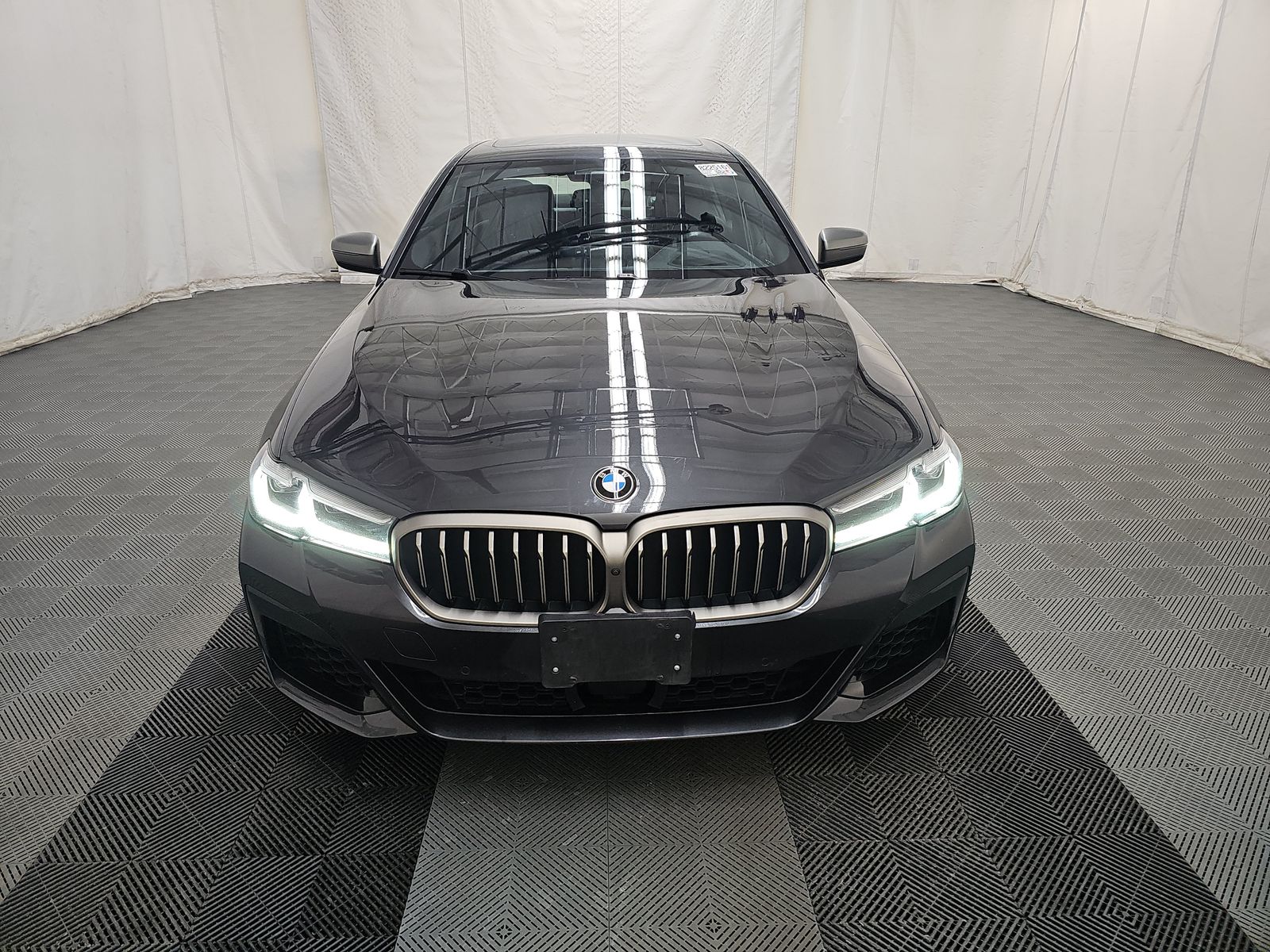2023 BMW 5 Series M550i xDrive AWD