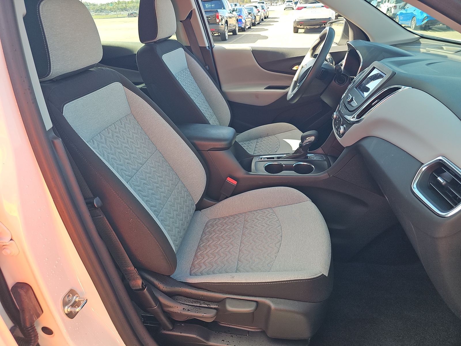 2024 Chevrolet Equinox LS FWD