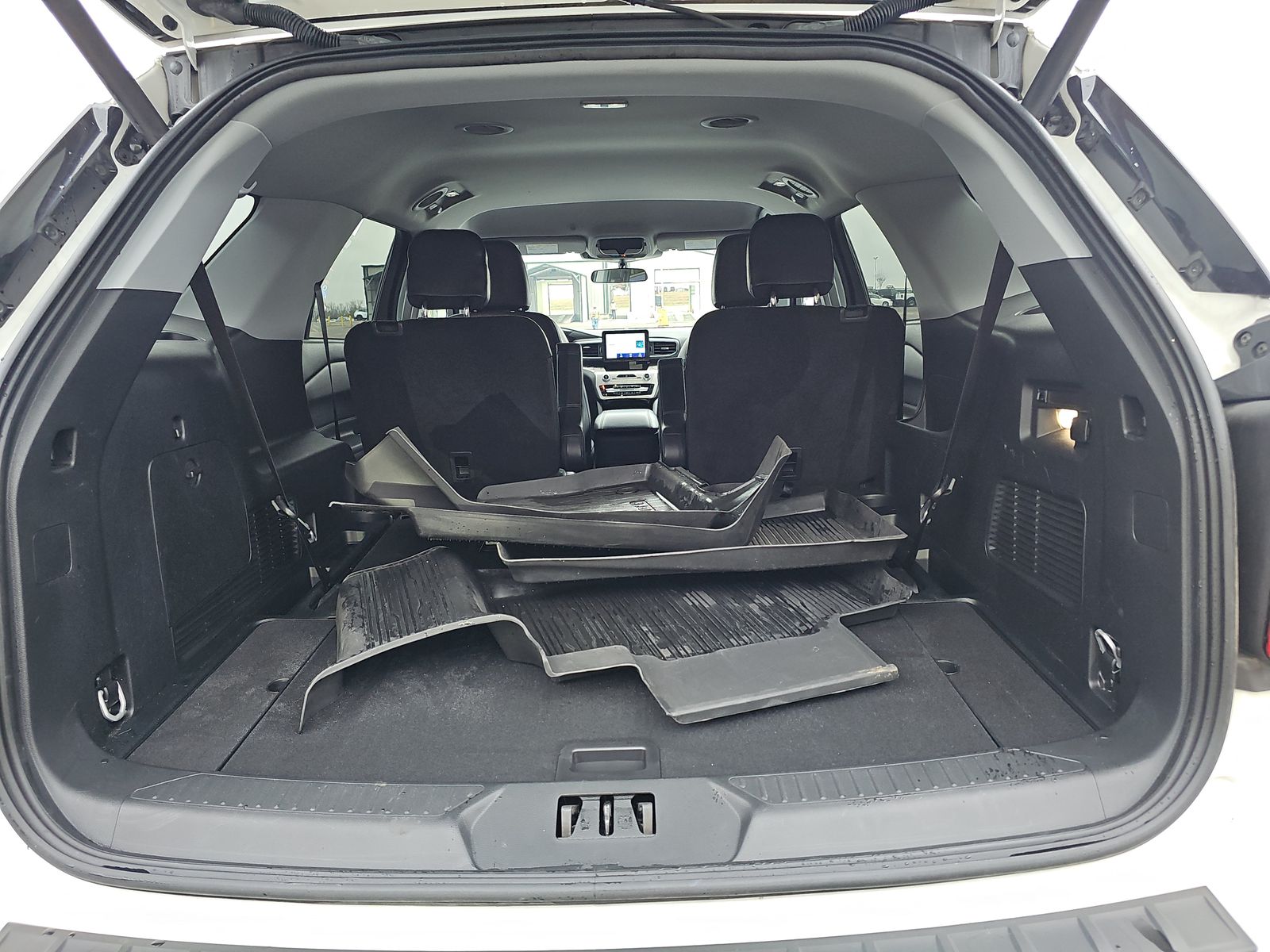 2023 Ford Explorer XLT AWD