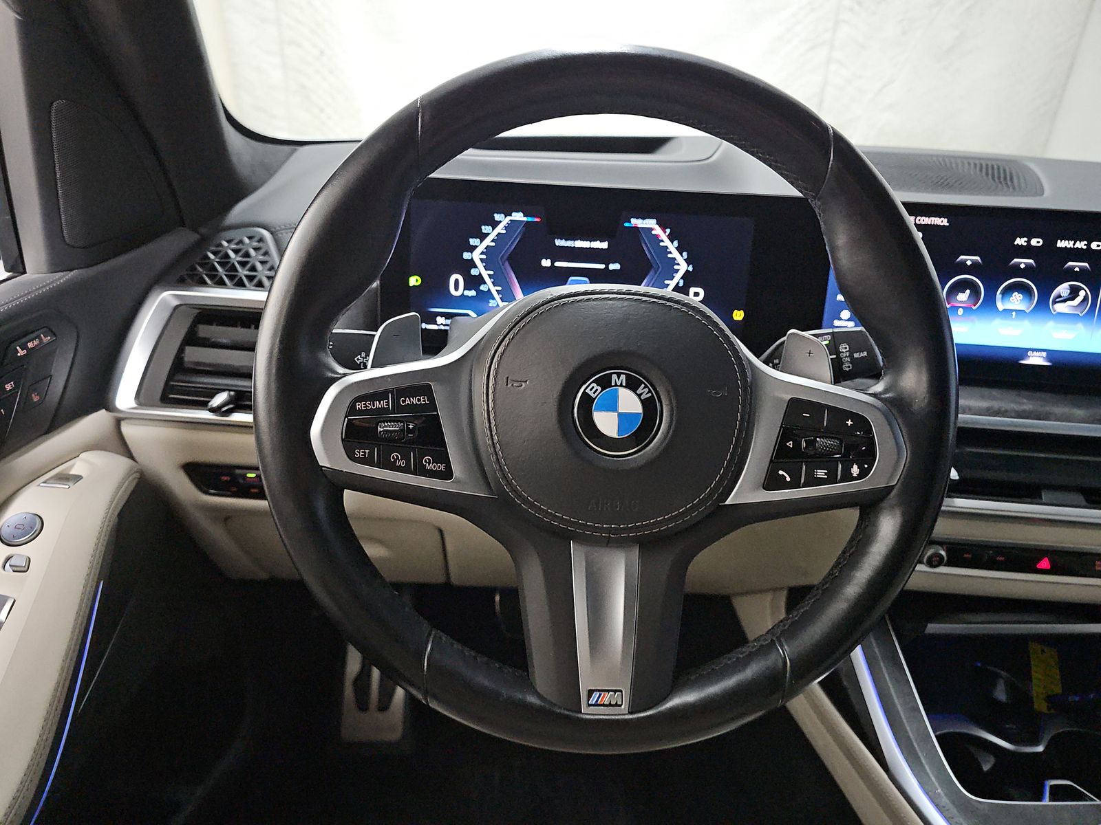 2023 BMW X7 xDrive40i AWD