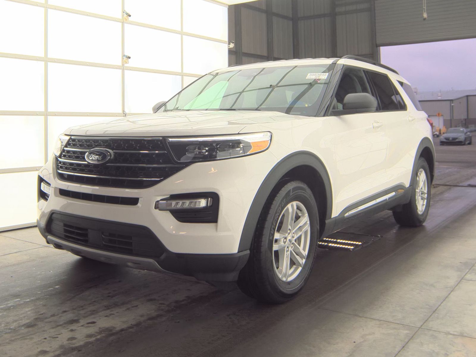 2023 Ford Explorer XLT AWD