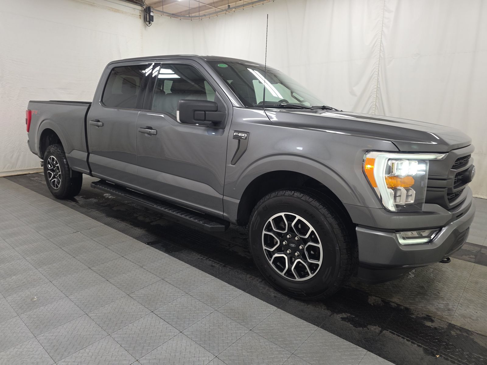 2023 Ford F-150 XLT AWD