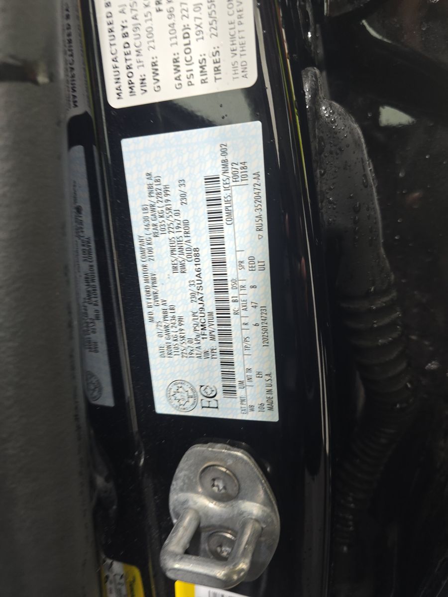 2025 Ford Escape Platinum AWD