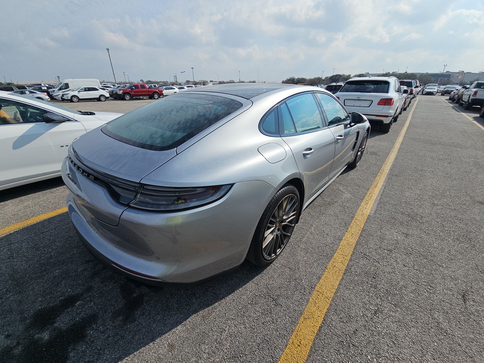 2022 Porsche Panamera Platinum Edition RWD