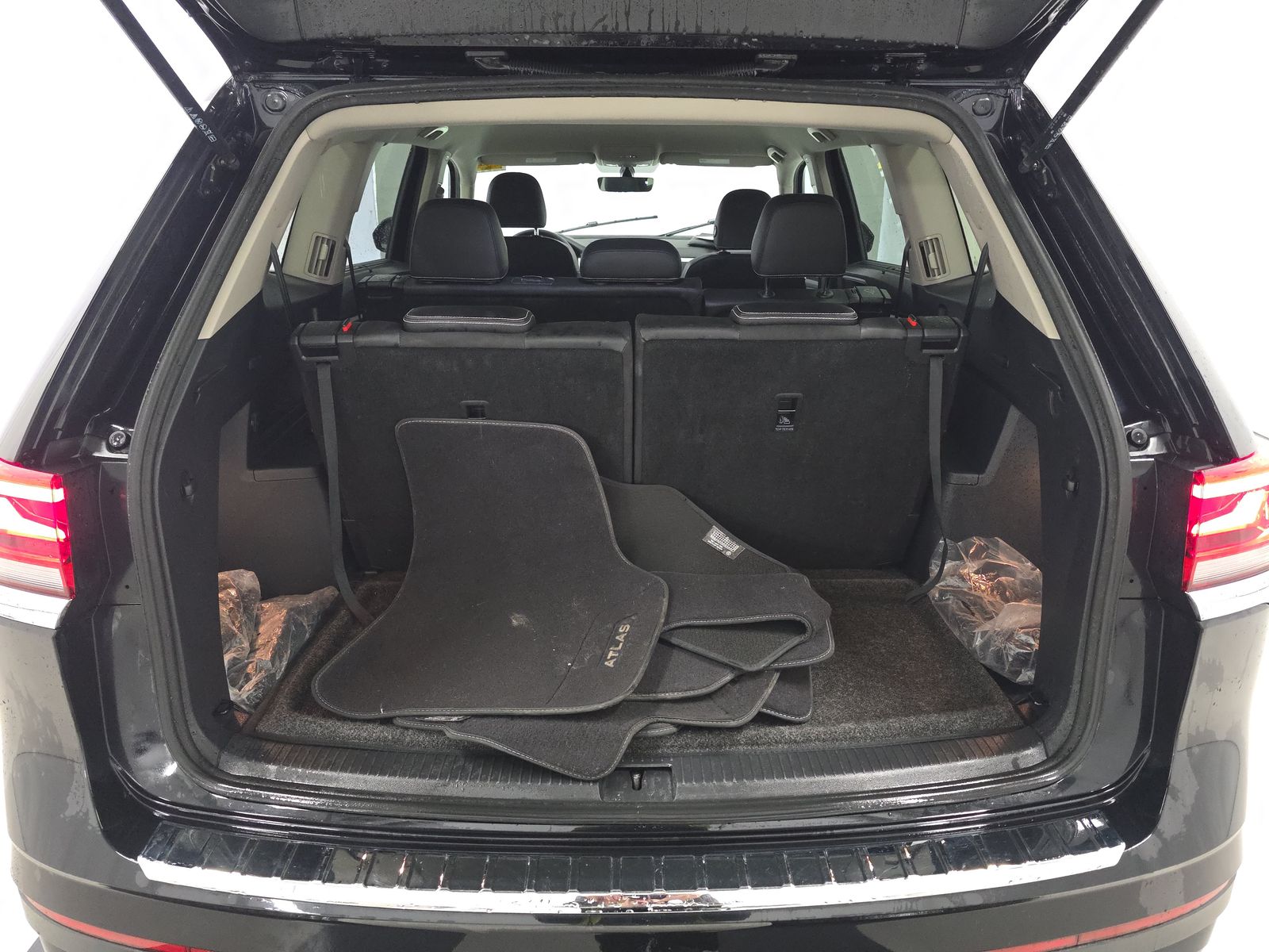 2023 Volkswagen Atlas 2.0T SE AWD