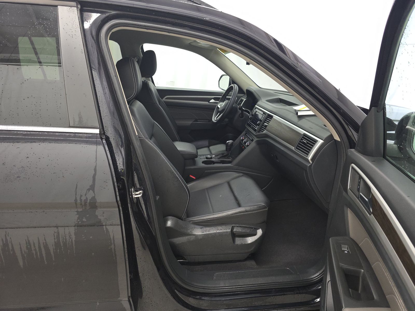 2023 Volkswagen Atlas 2.0T SE AWD