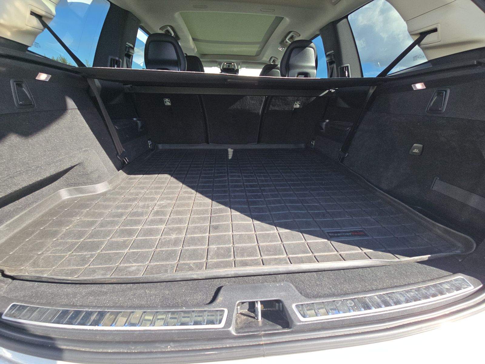 2021 Volvo XC90 T5 Momentum FWD