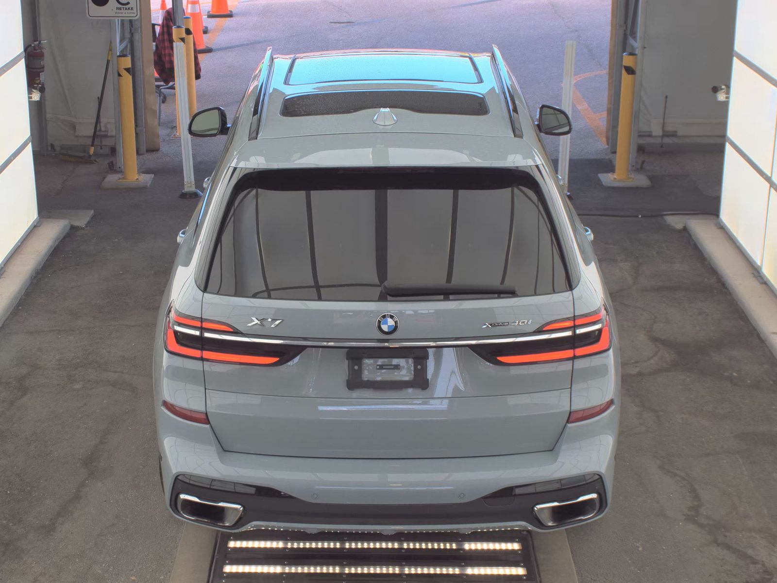 2025 BMW X7 xDrive40i AWD