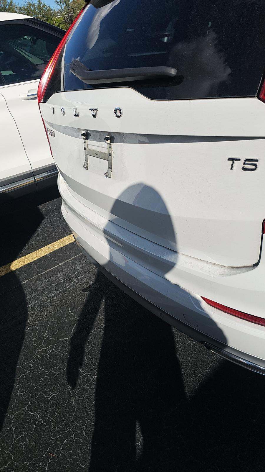 2021 Volvo XC90 T5 Momentum FWD