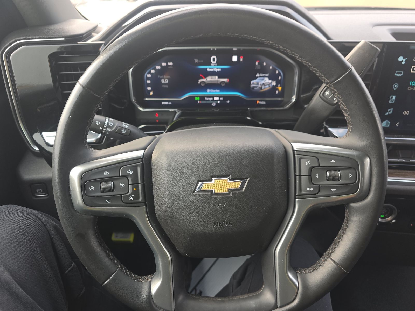 2023 Chevrolet Silverado 1500 LT AWD