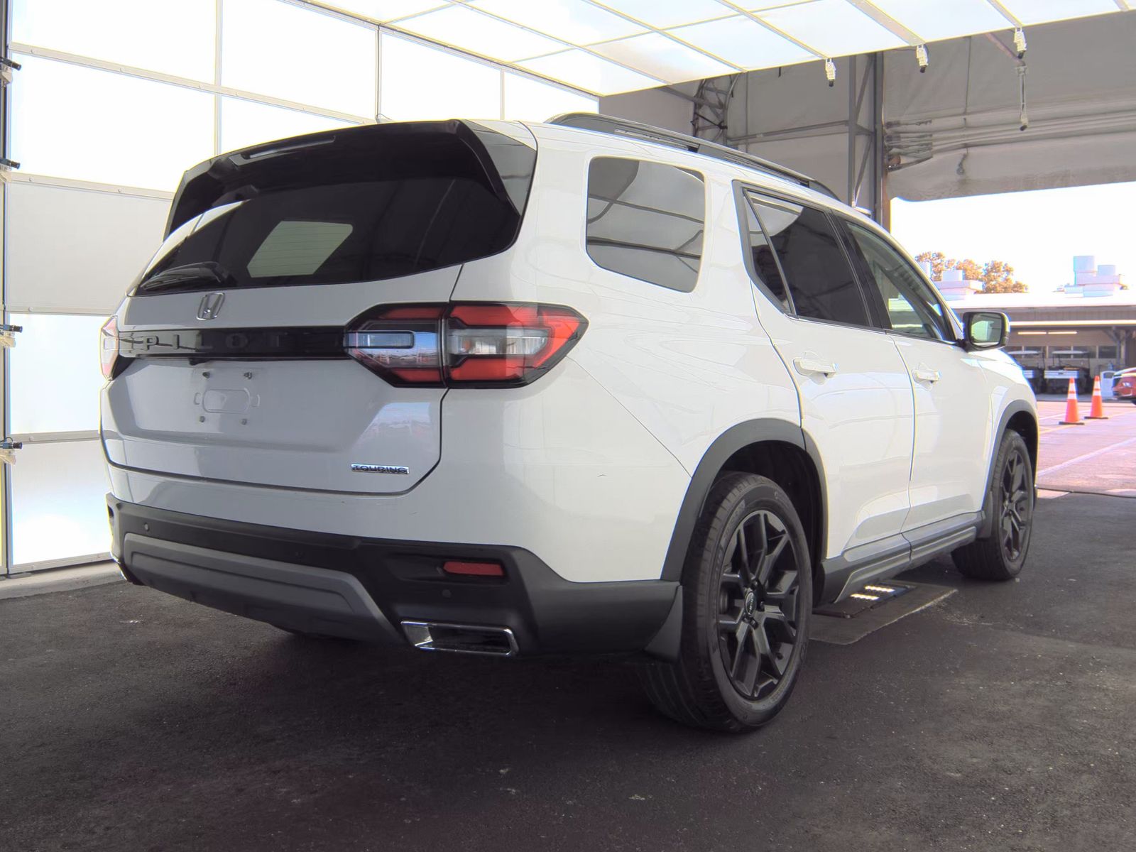 2025 Honda Pilot Touring FWD