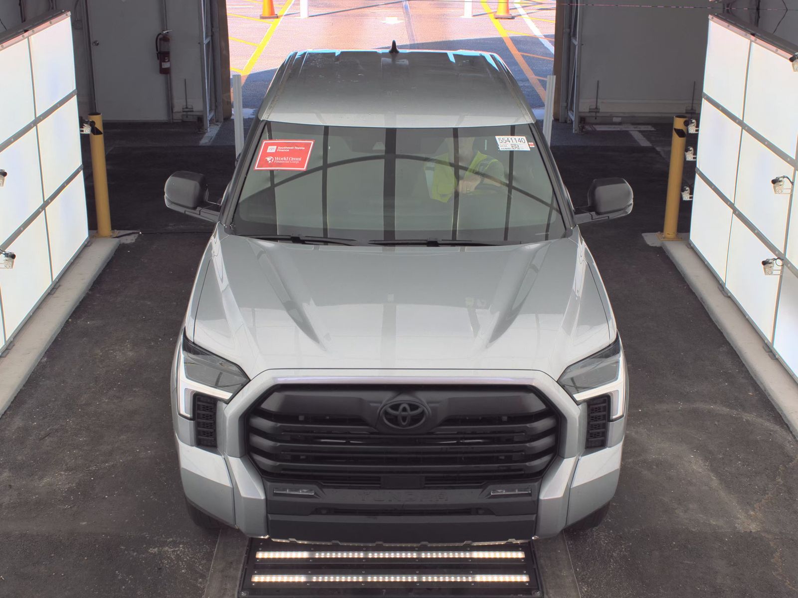 2025 Toyota Tundra SR5 AWD