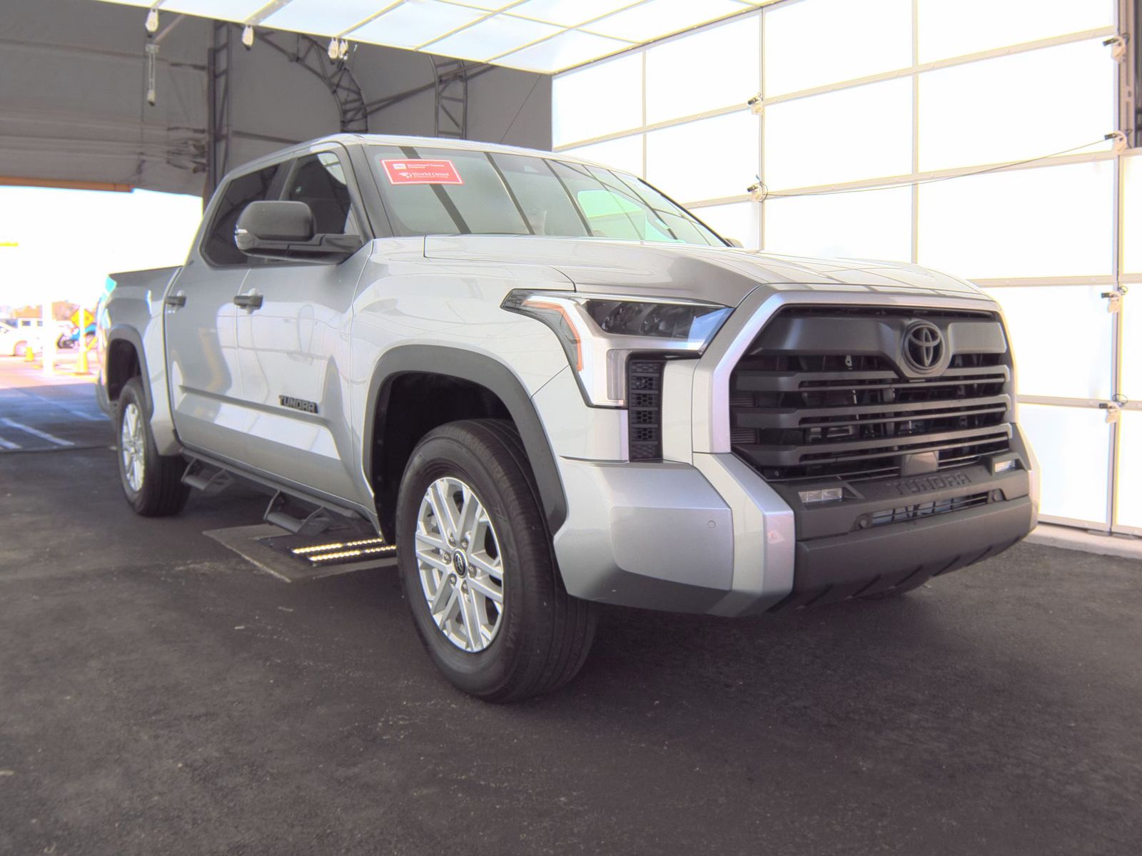 2025 Toyota Tundra SR5 AWD