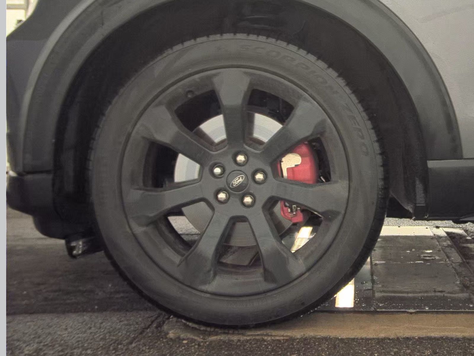 2023 Ford Explorer ST AWD