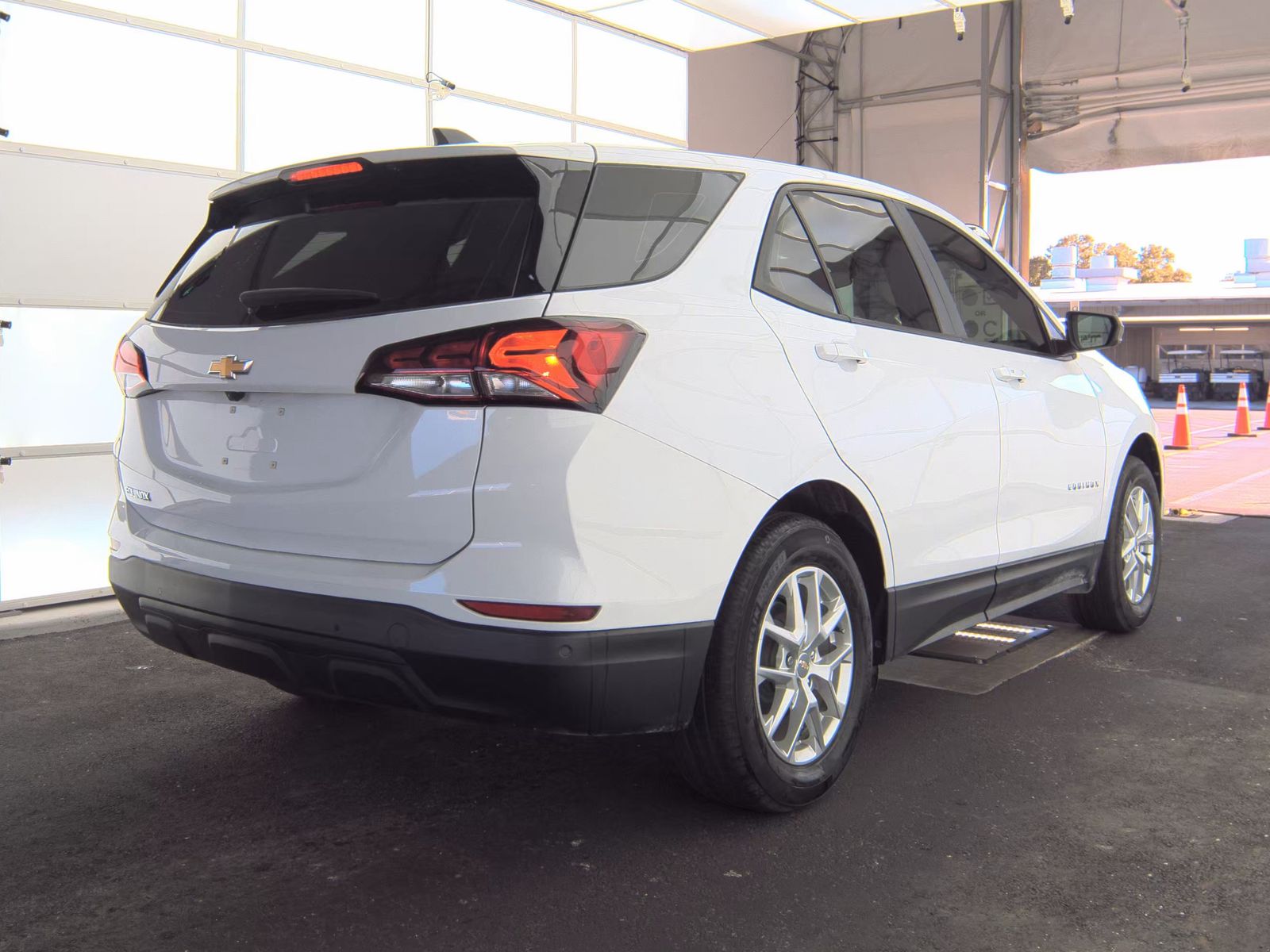 2024 Chevrolet Equinox LS FWD