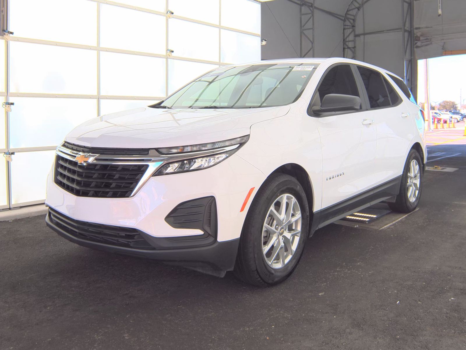 2024 Chevrolet Equinox LS FWD