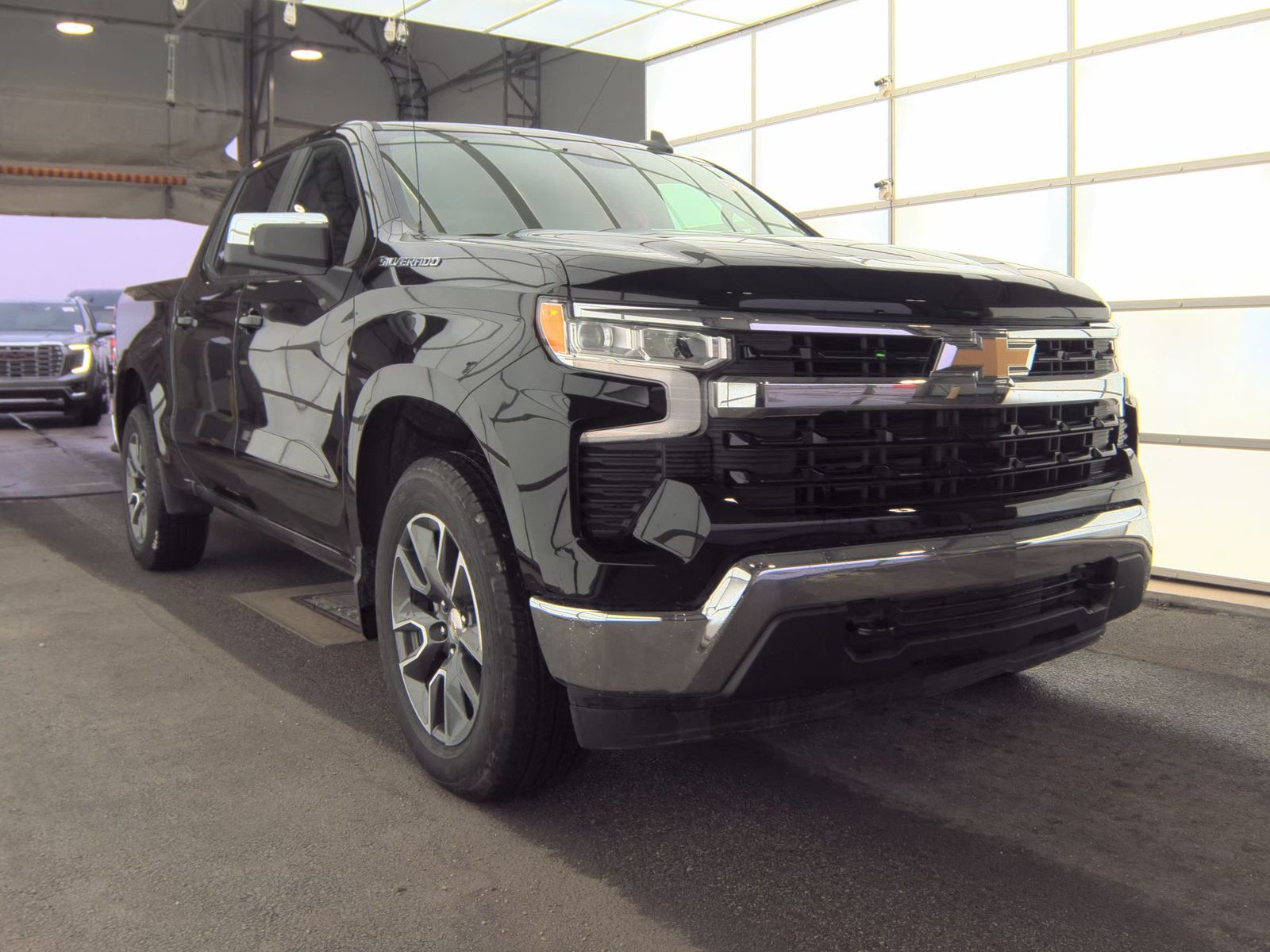 2023 Chevrolet Silverado 1500 LT AWD