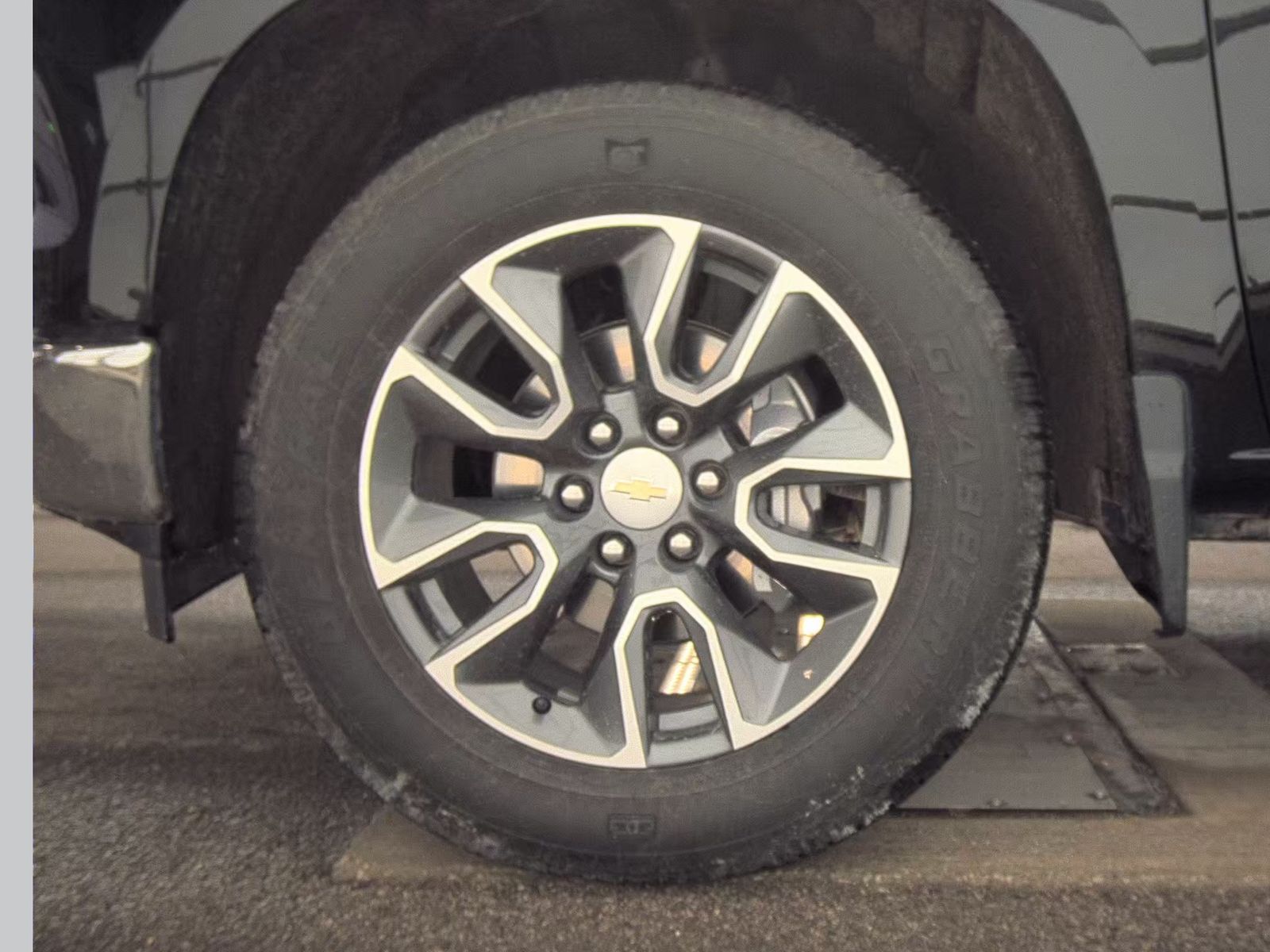 2023 Chevrolet Silverado 1500 LT AWD