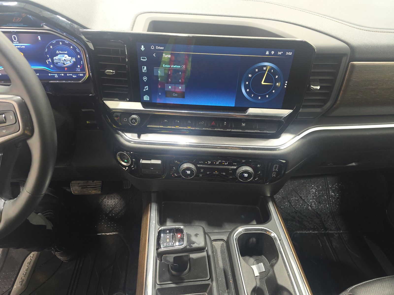 2023 Chevrolet Silverado 1500 High Country AWD