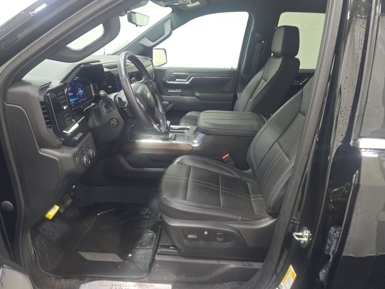 2023 Chevrolet Silverado 1500 High Country AWD