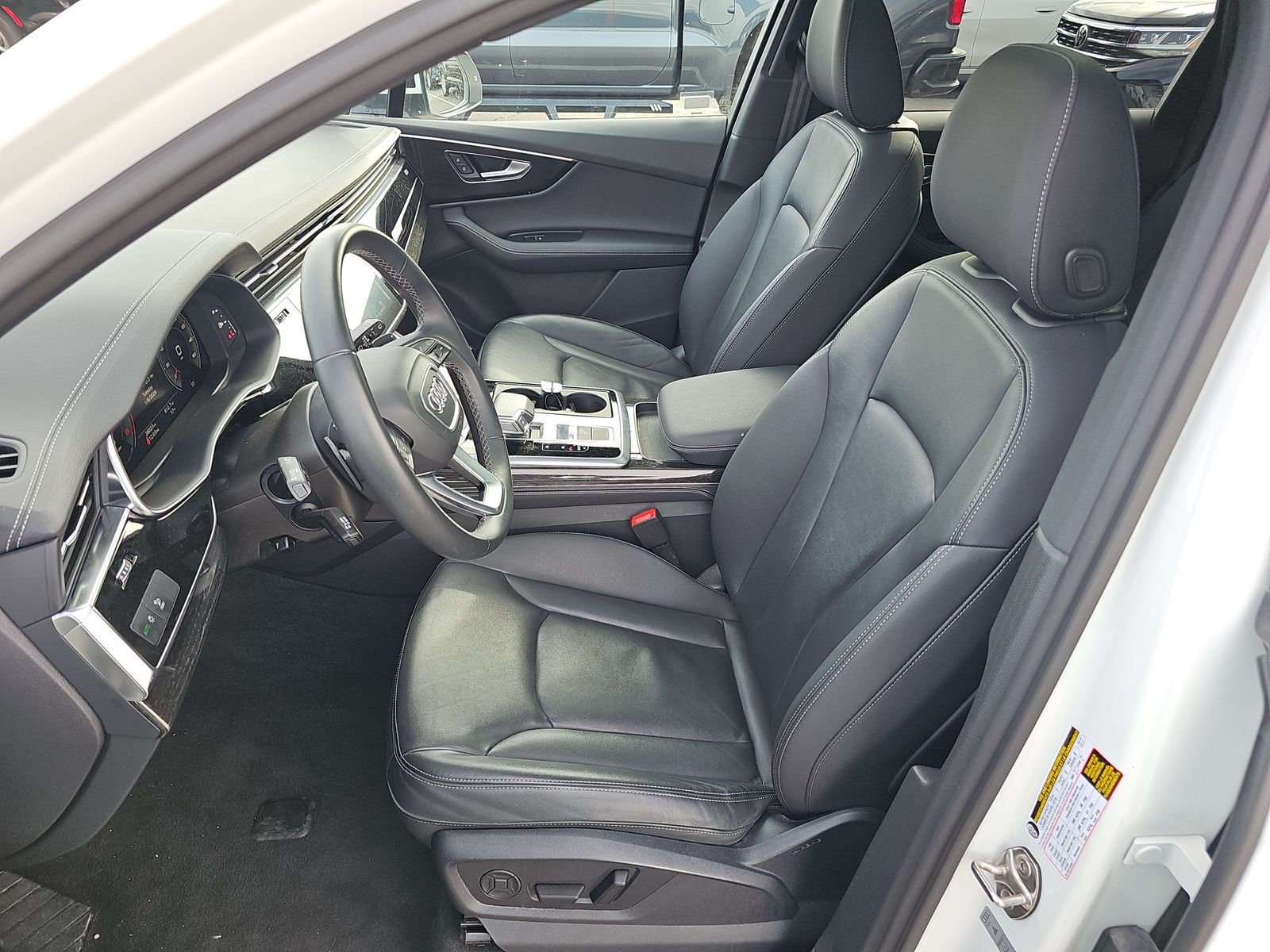 2025 Audi Q7 Premium Plus AWD
