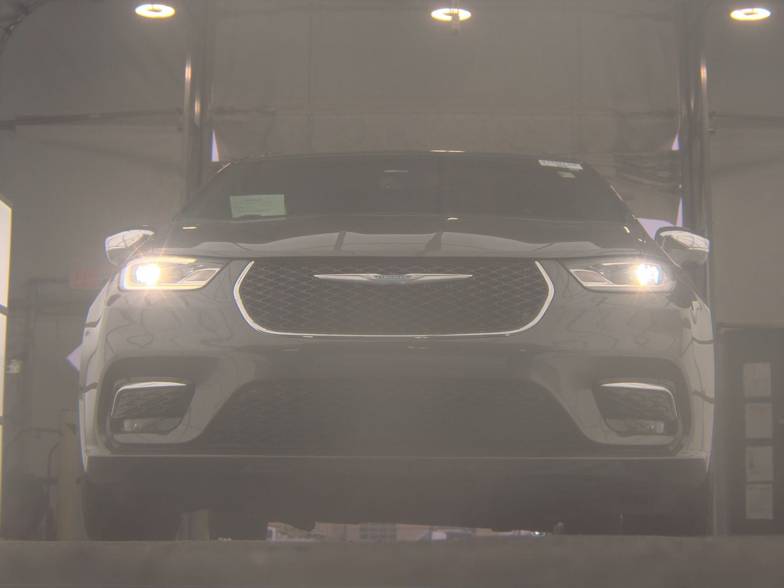 2021 Chrysler Pacifica Hybrid Limited FWD