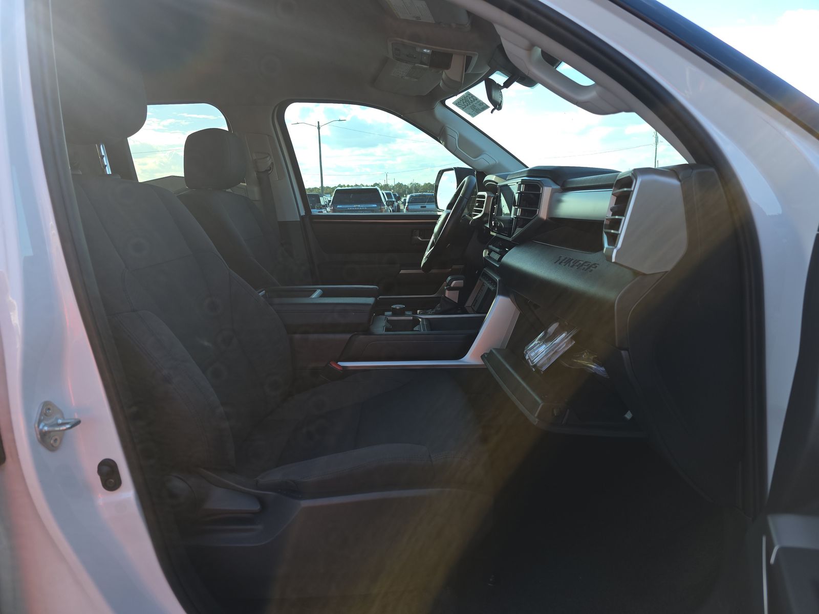 2022 Toyota Tundra SR5 RWD