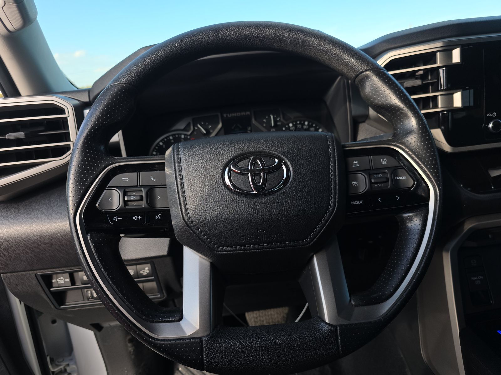 2022 Toyota Tundra SR5 RWD