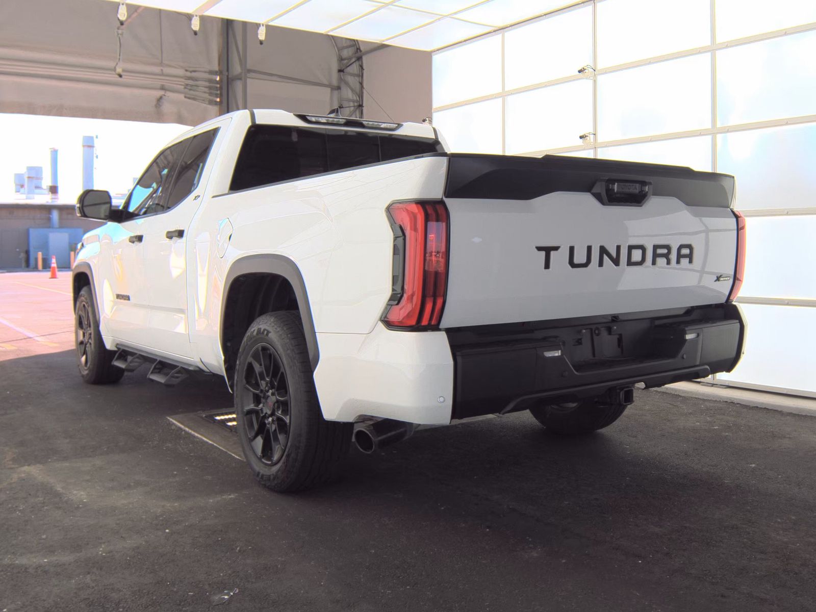 2022 Toyota Tundra SR5 RWD