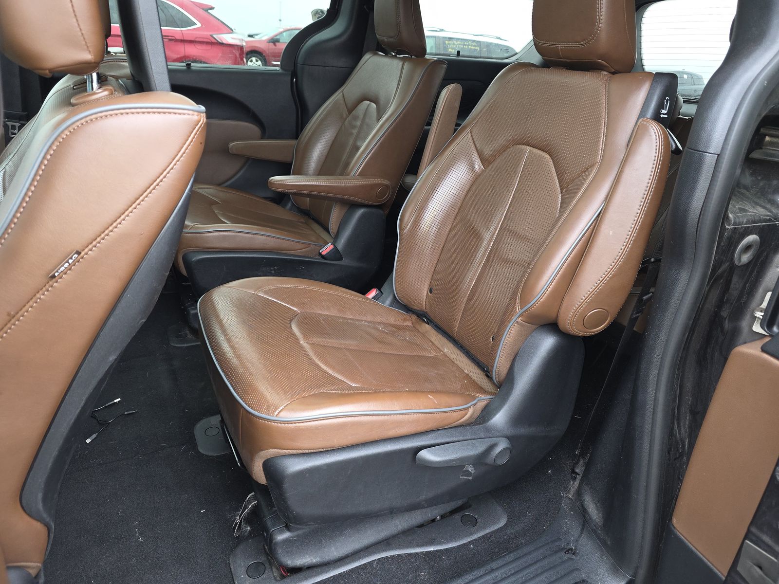 2021 Chrysler Pacifica Hybrid Limited FWD