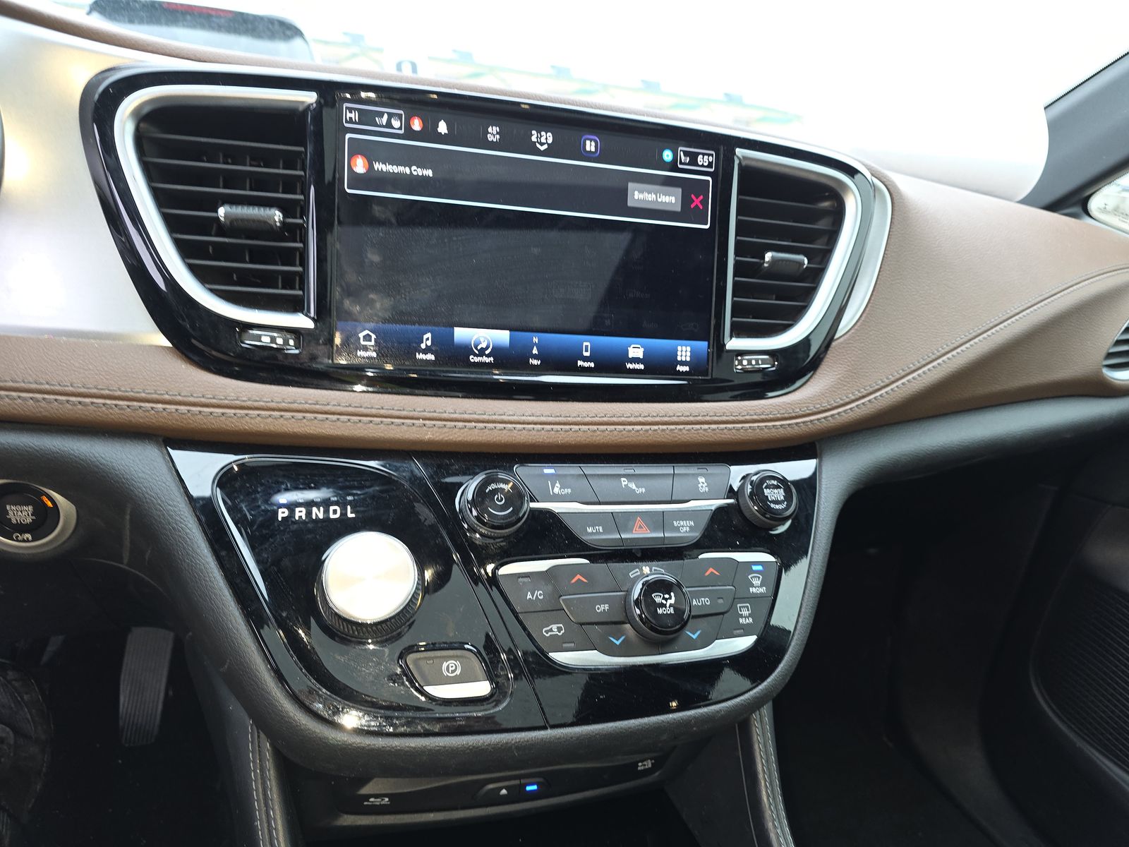 2021 Chrysler Pacifica Hybrid Limited FWD