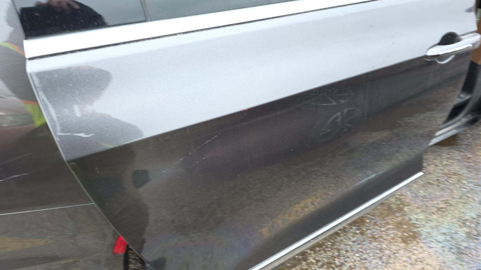 2021 Chrysler Pacifica Hybrid Limited FWD