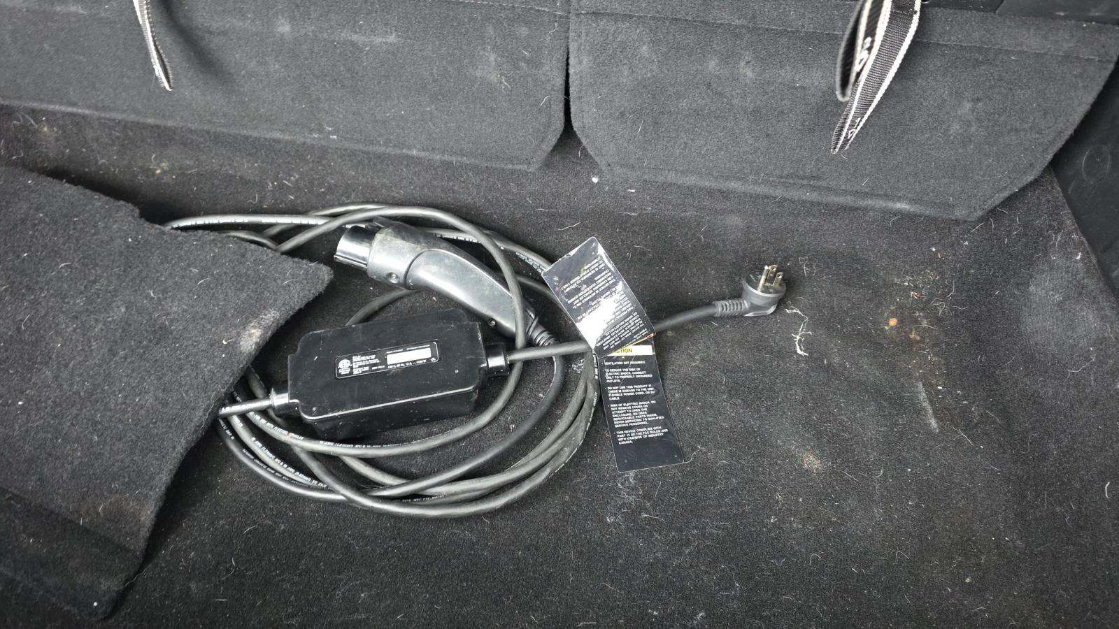 2021 Chrysler Pacifica Hybrid Limited FWD