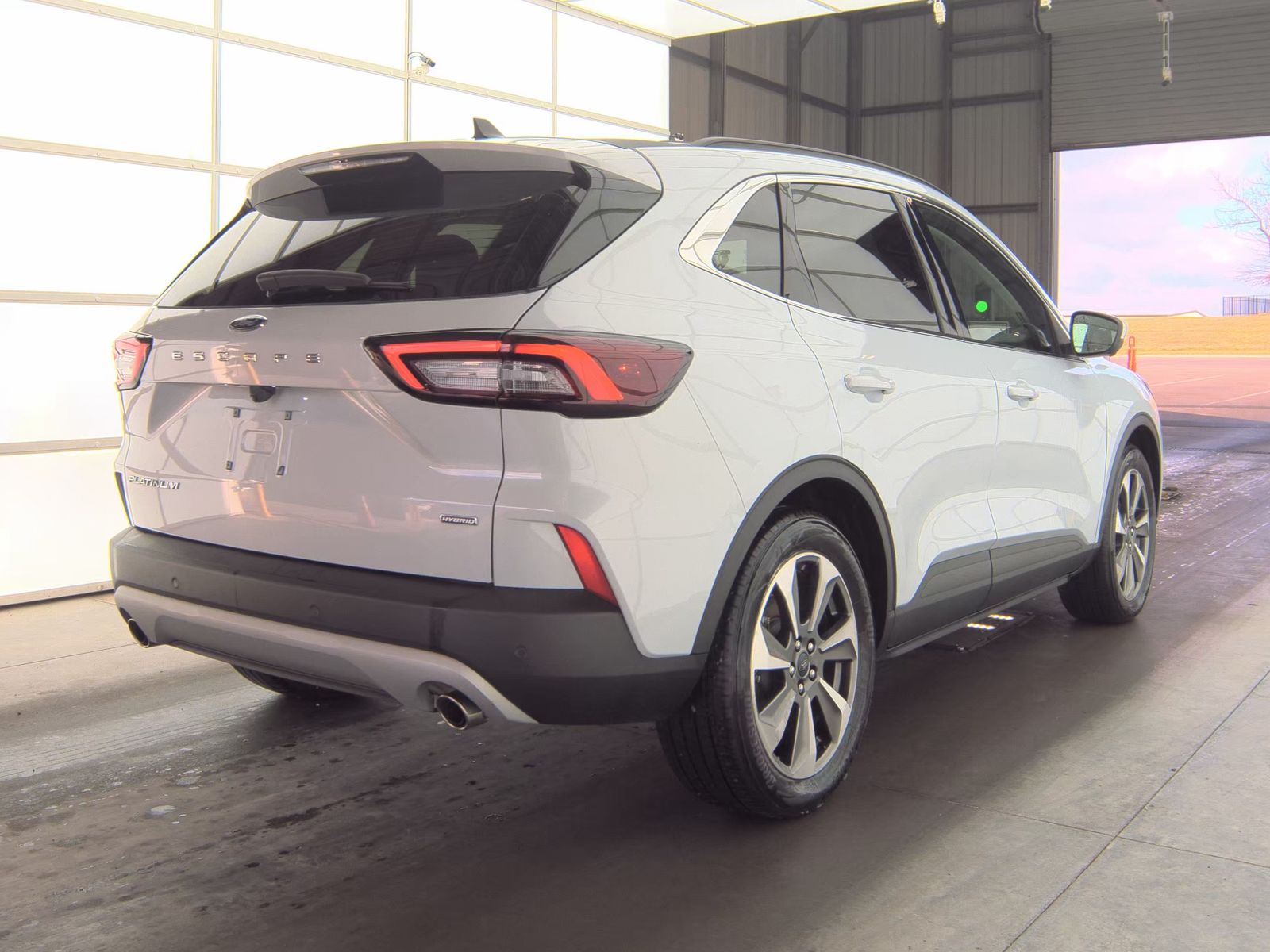 2025 Ford Escape Hybrid Platinum FWD