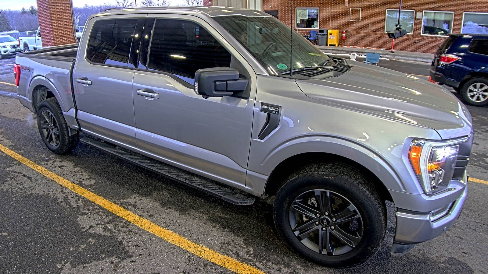 2023 Ford F-150 XLT AWD