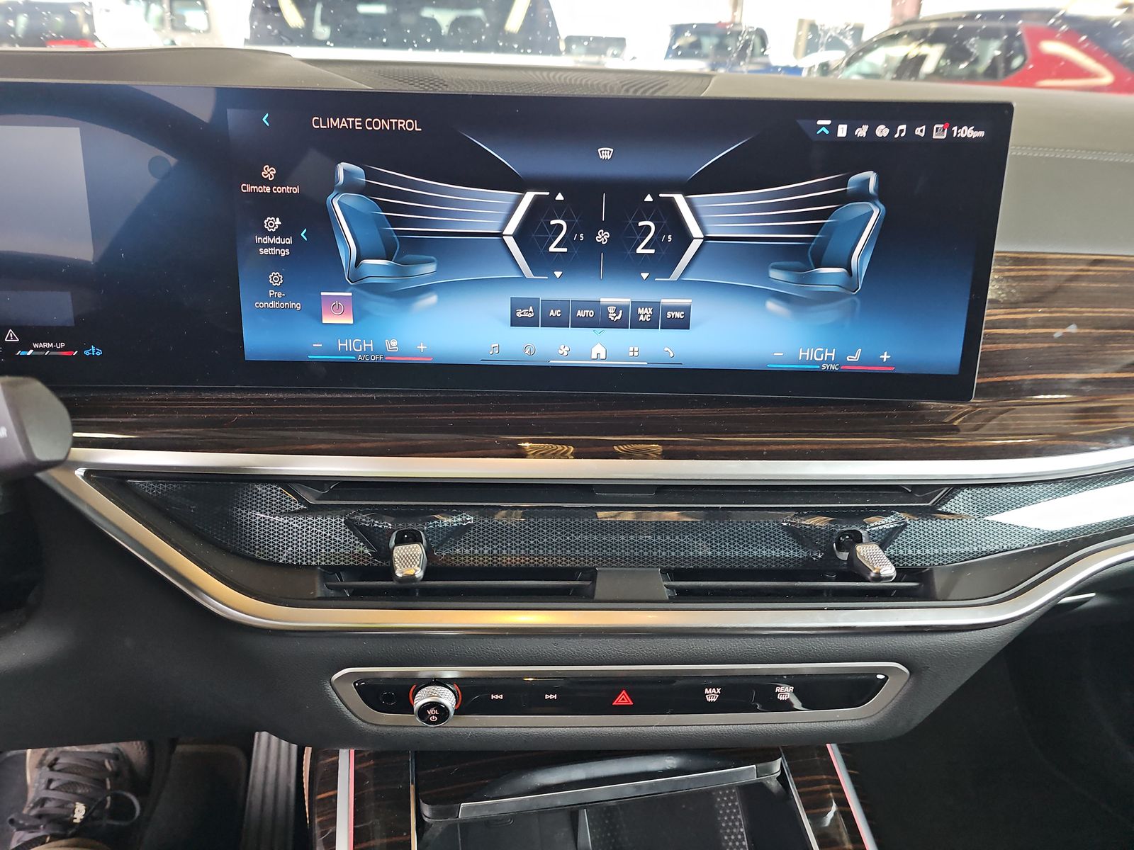 2026 BMW X7 xDrive40i AWD