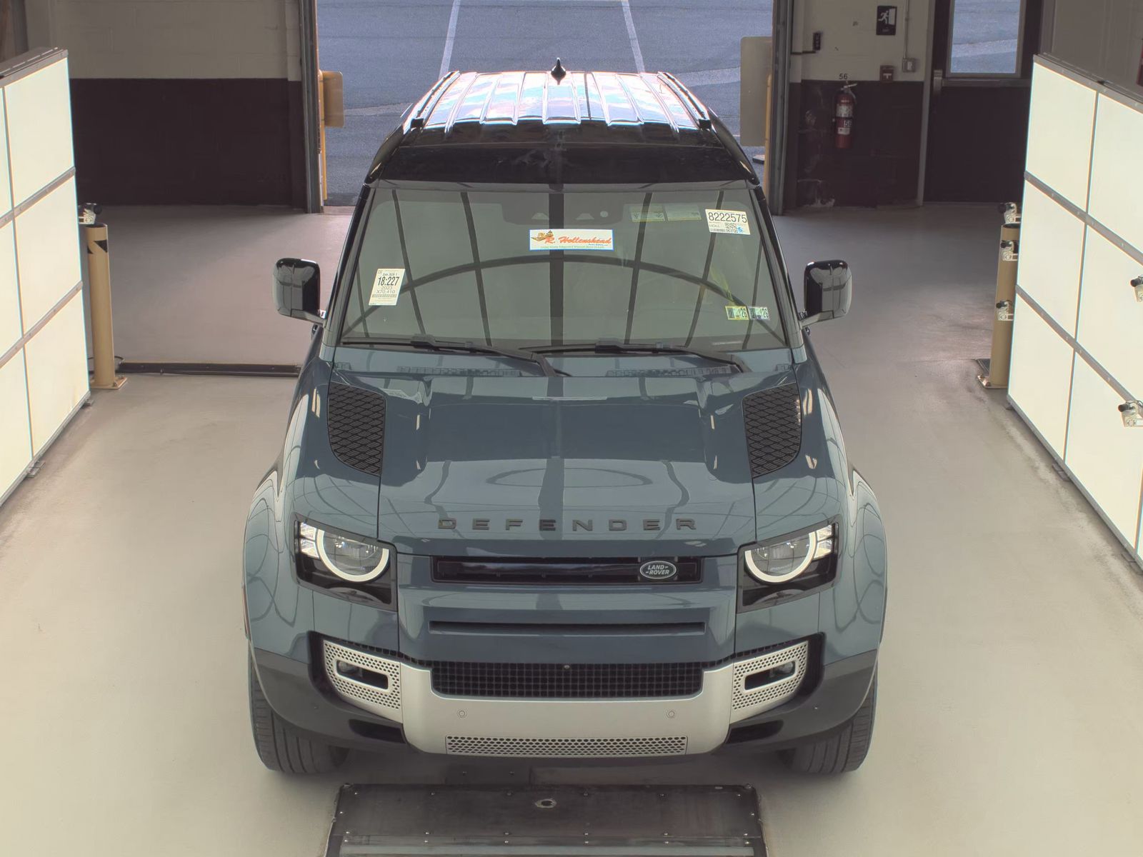 2023 Land Rover Defender 110 30th Anniversary Edition AWD