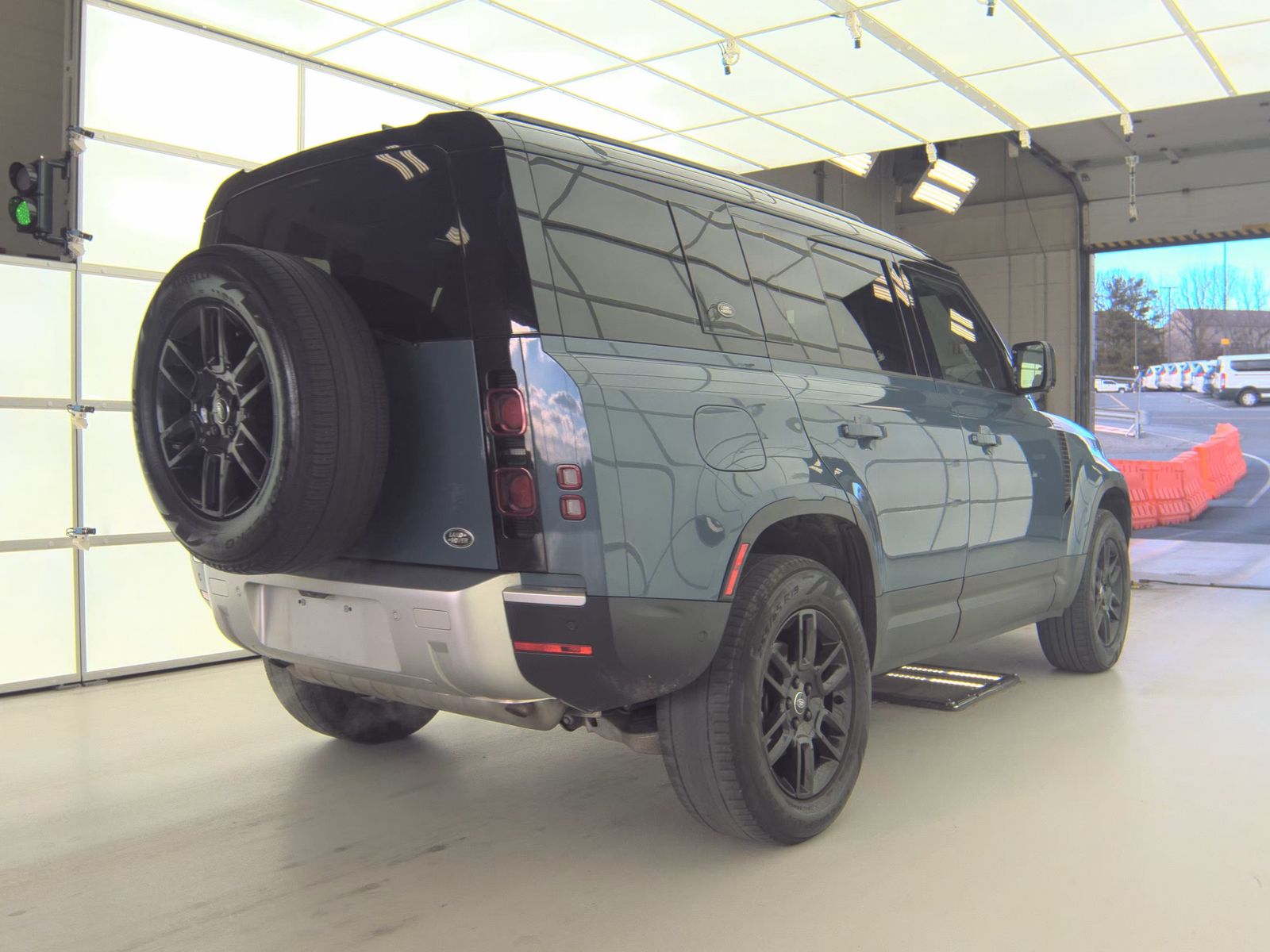 2023 Land Rover Defender 110 30th Anniversary Edition AWD