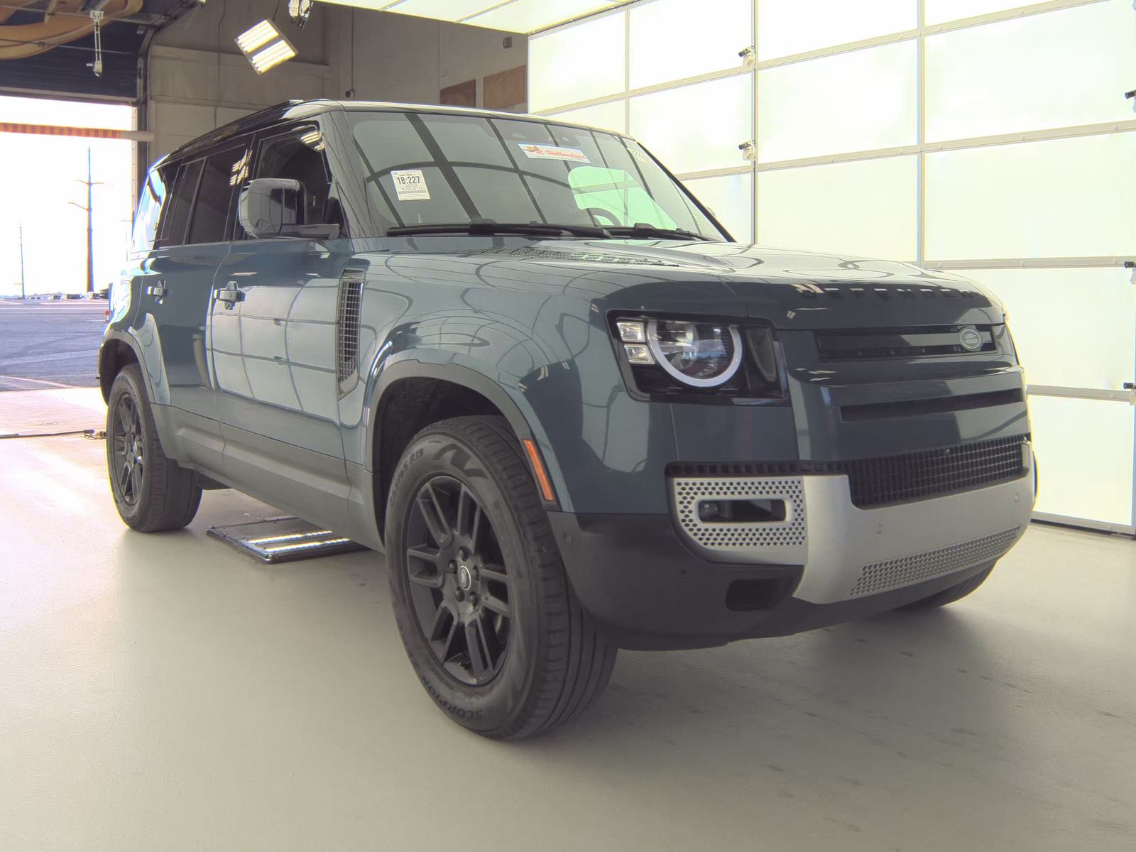 2023 Land Rover Defender 110 30th Anniversary Edition AWD