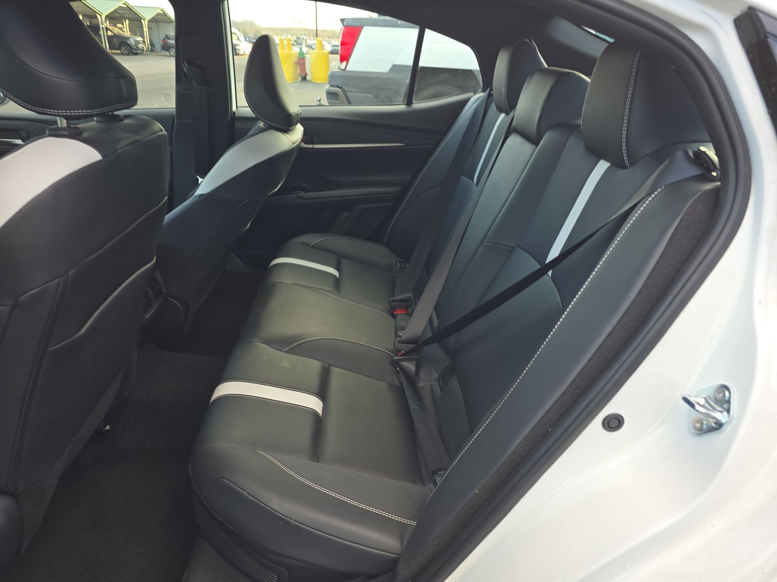 2025 Toyota Camry SE FWD