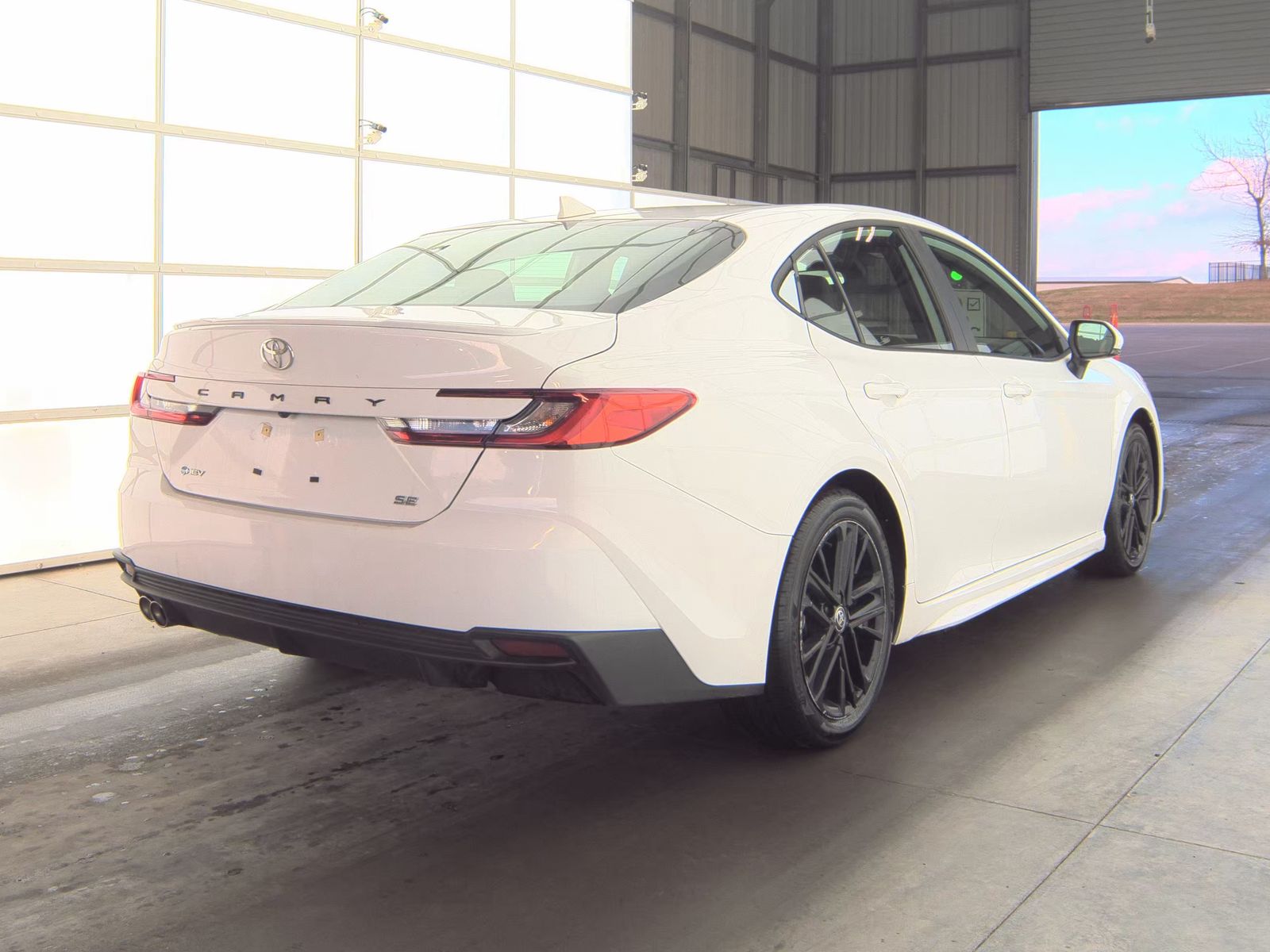 2025 Toyota Camry SE FWD