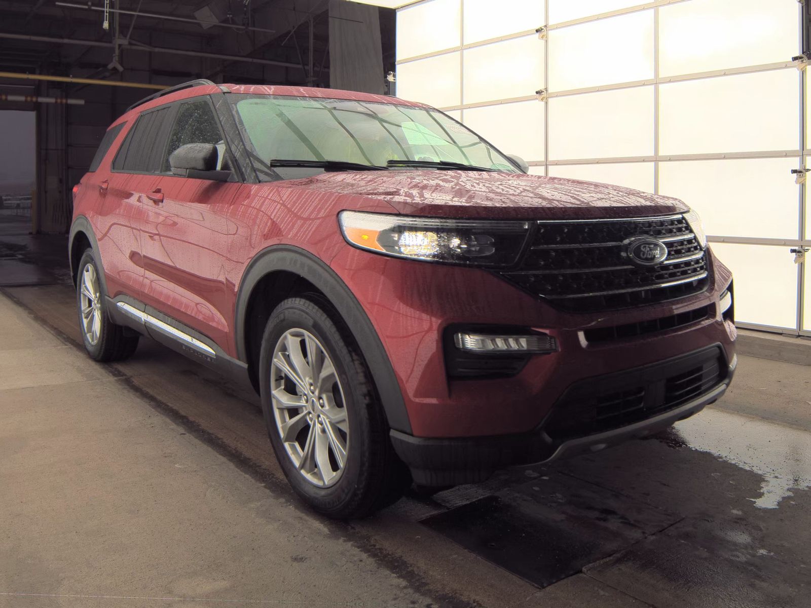 2023 Ford Explorer XLT AWD