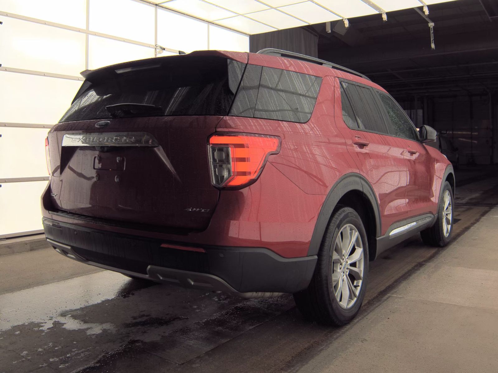 2023 Ford Explorer XLT AWD