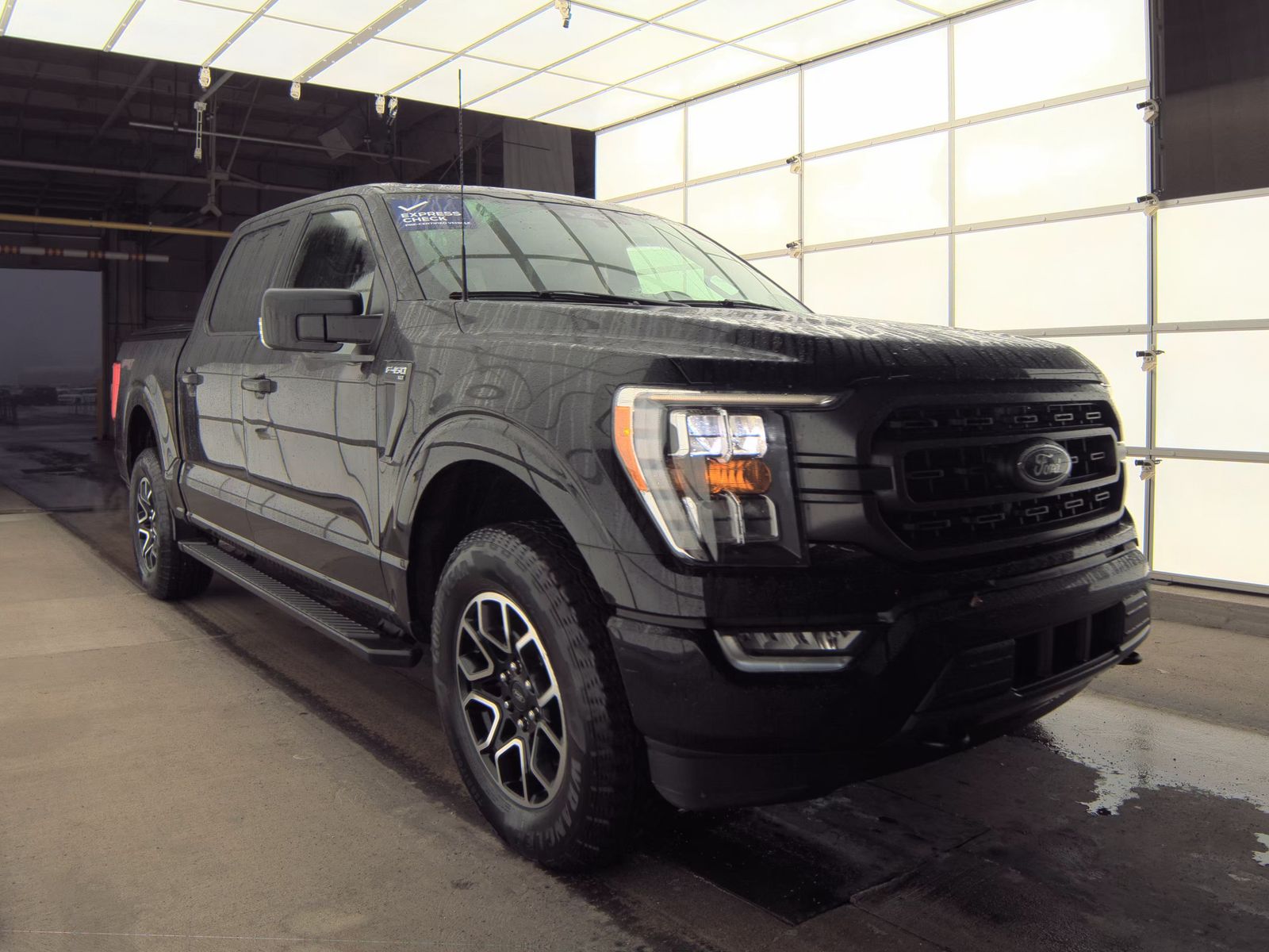 2023 Ford F-150 XLT AWD
