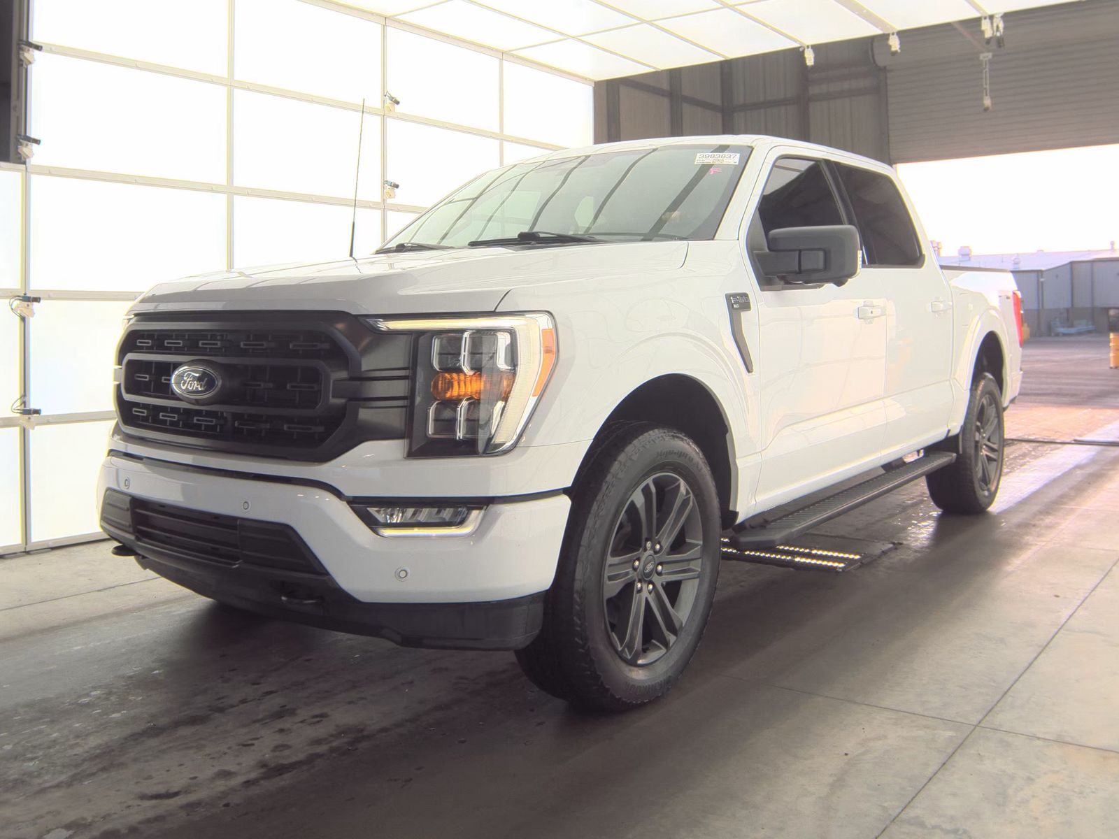 2023 Ford F-150 XLT AWD