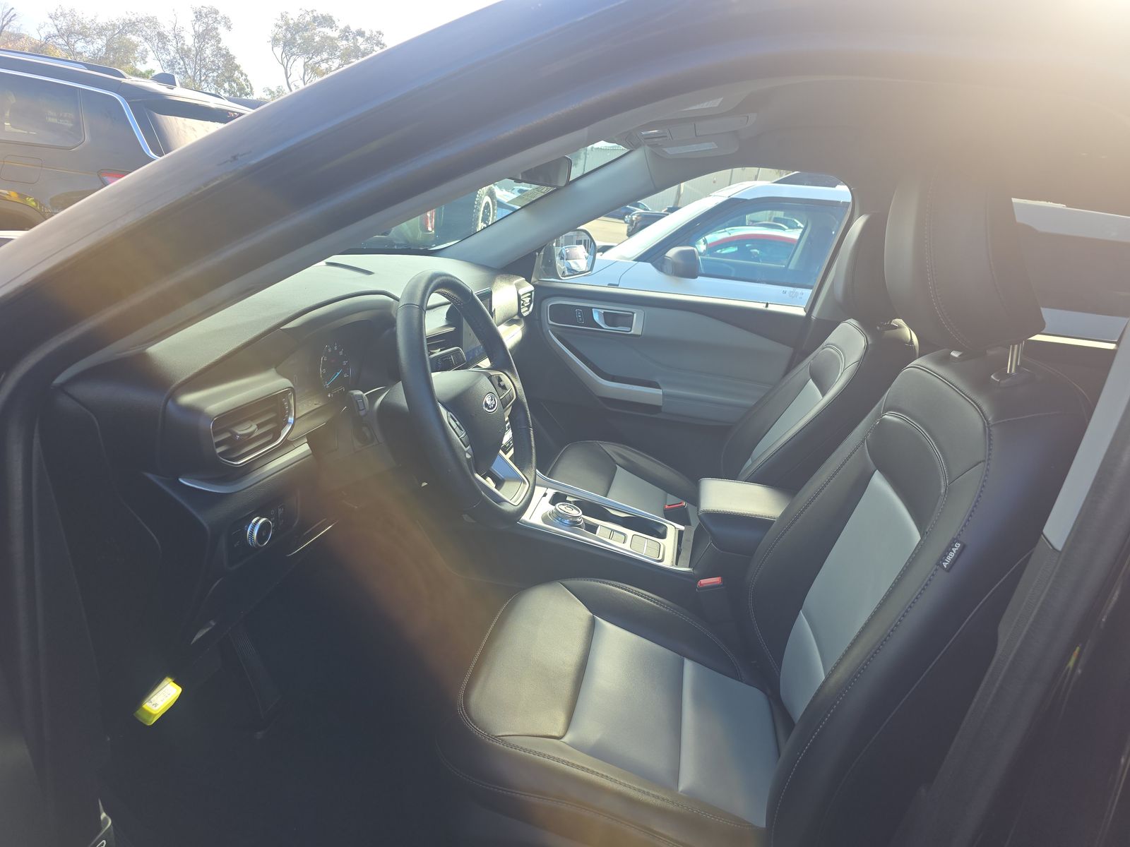 2023 Ford Explorer XLT FWD