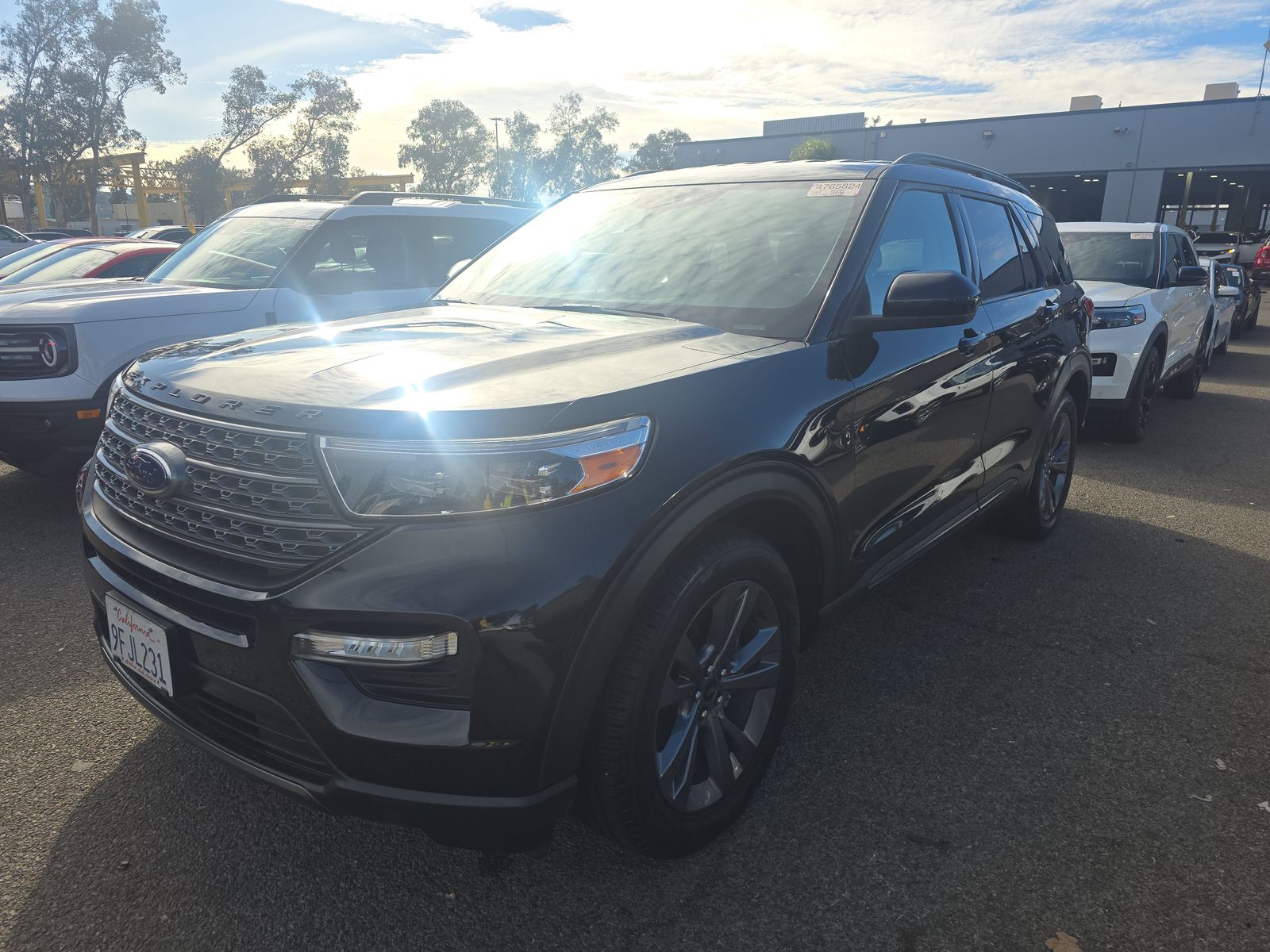 2023 Ford Explorer XLT FWD