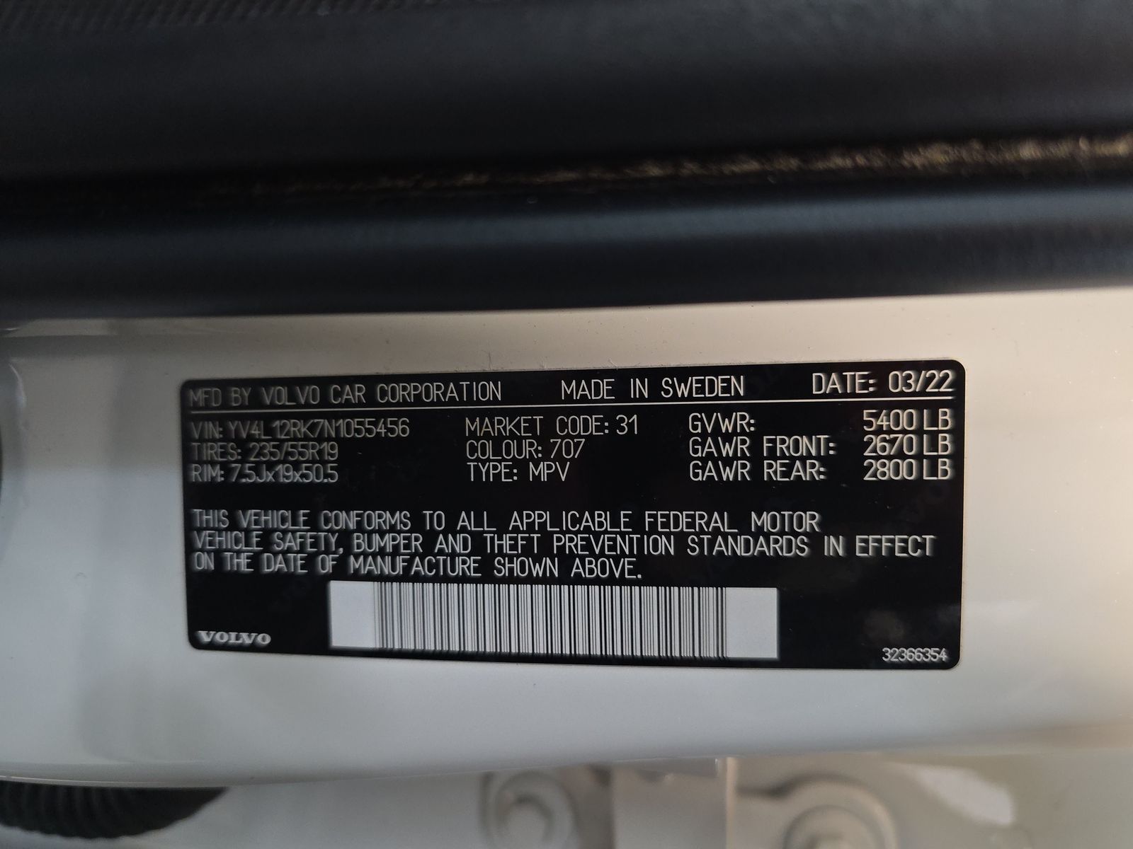 2022 Volvo XC60 B5 Momentum AWD