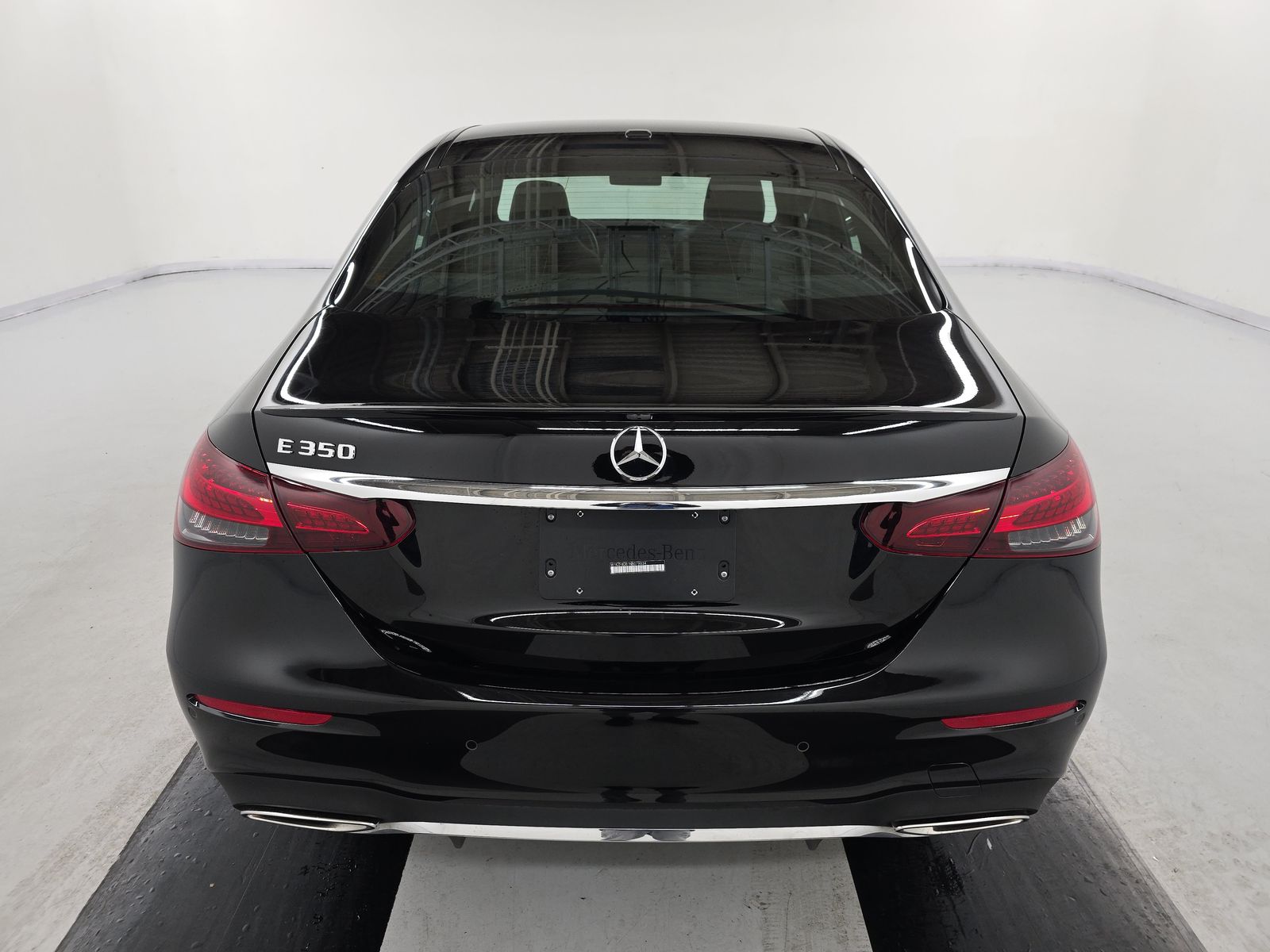 MERCEDES-BENZ E-CLASS - 6