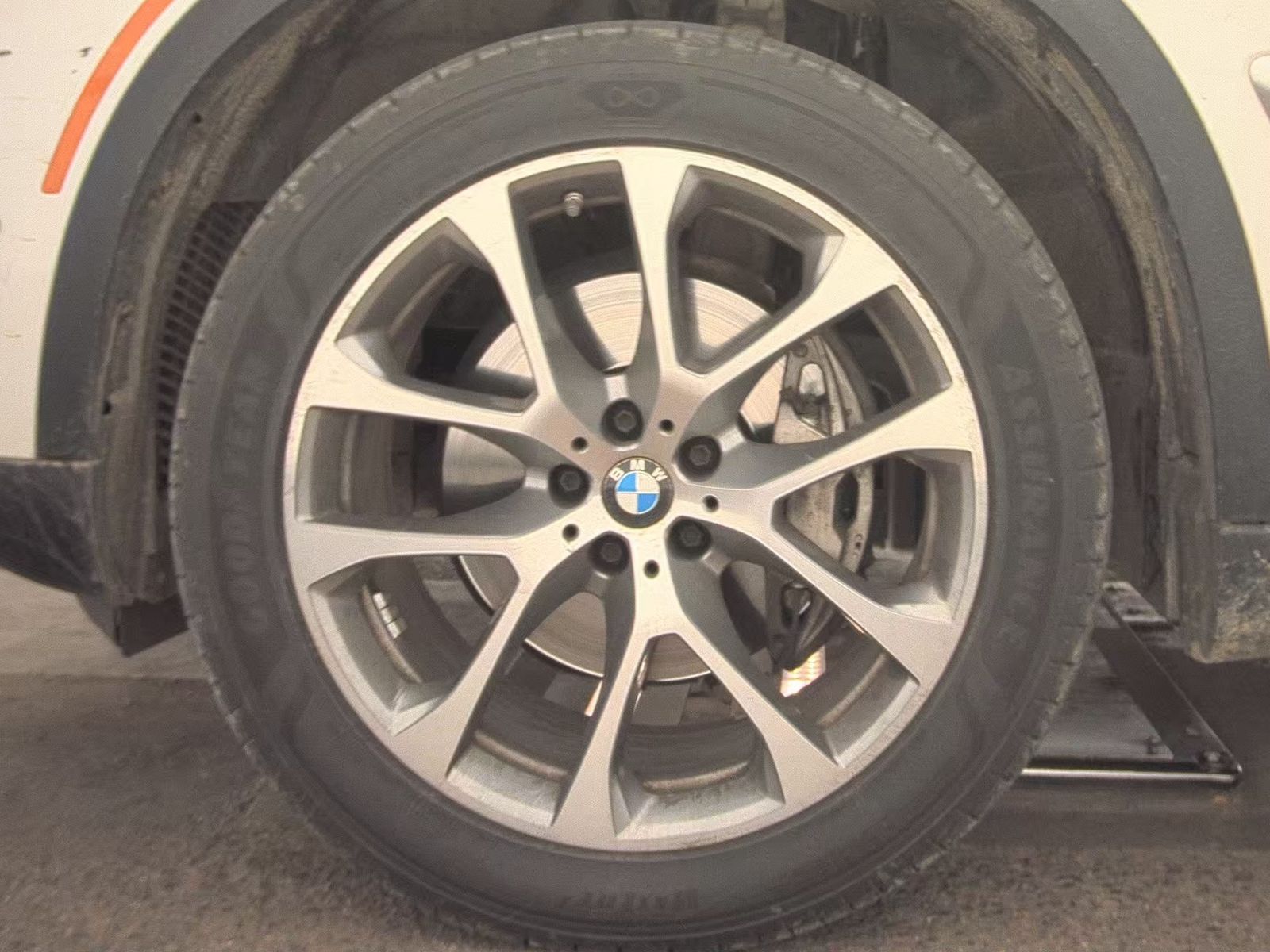 2024 BMW X5 xDrive40i AWD